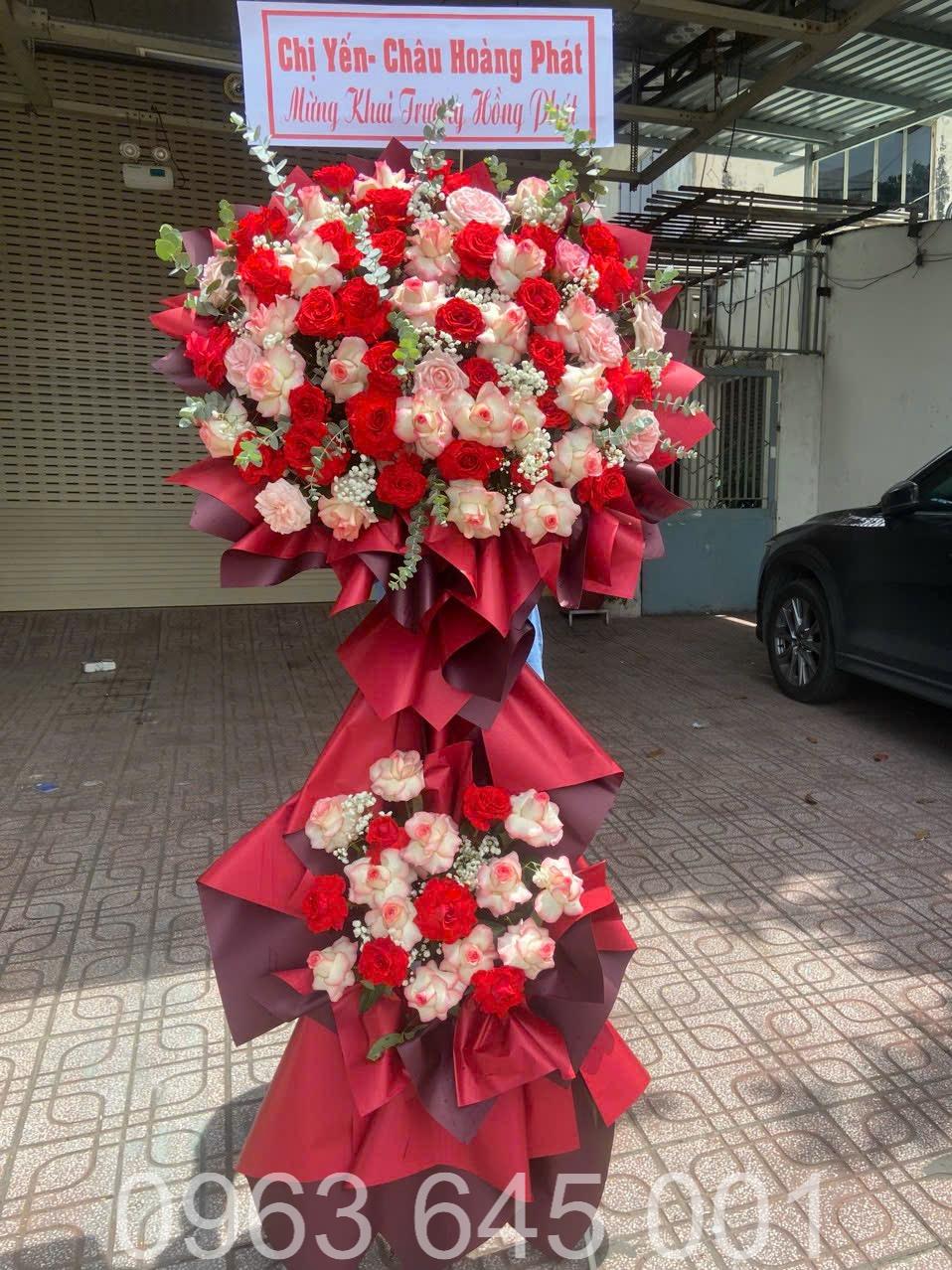 Kệ hoa khai trương #010
