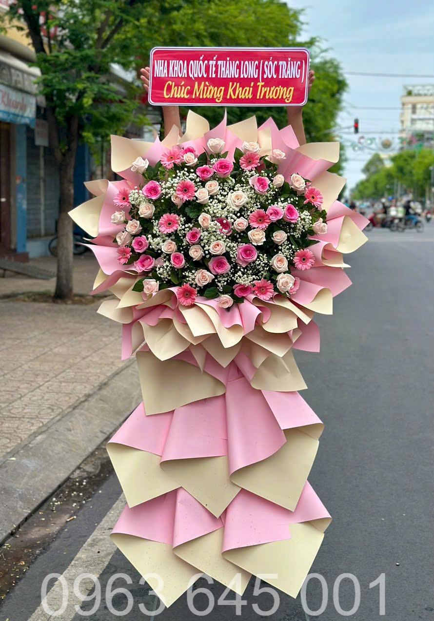 Kệ hoa khai trương #002