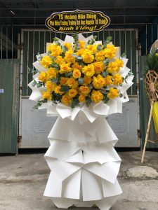 Kệ đám tang, hoa chia buồn hiện đại TPHCM